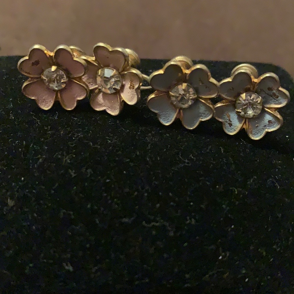 2 Pairs Vintage 1950s Flower Clip-On Earrings